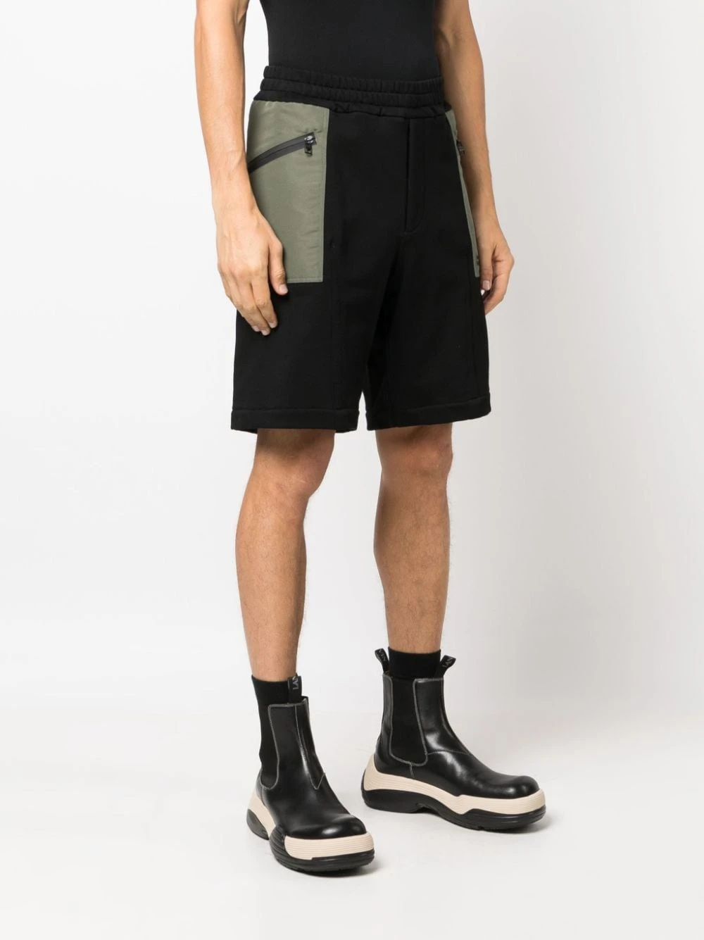 Alexander Mcqueen Men's Two-Tone Elasticated Track Shorts 7 Alexander Mcqueen Men's Two-Tone Elasticated Track Shorts - Image 5
