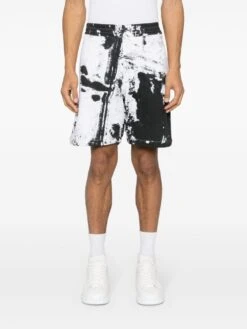 Alexander Mcqueen Men's Paint-Splatter Cotton Shorts 11 Alexander Mcqueen Men's Paint-Splatter Cotton Shorts -Lux Lair Store 110201846 ss24 alexandermcqueenmain 781888qxaaw9080 4 p
