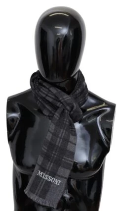 Missoni Elegant Unisex Plaid Wool Scarf With Logo Men's Embroidery