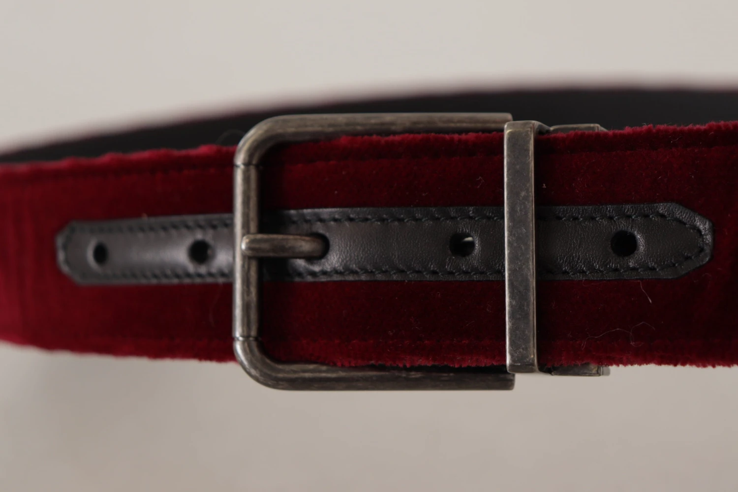 Dolce & Gabbana Maroon Velvet Leather Wide Vintage Metal Buckle Men's Belt 6 Dolce & Gabbana Maroon Velvet Leather Wide Vintage Metal Buckle Men's Belt - Image 4