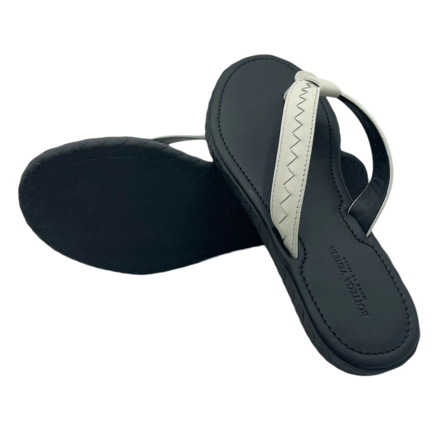 Bottega Veneta Men's White/Black Leather Thong Sandal 40/US 7 7 Bottega Veneta Men's White/Black Leather Thong Sandal 40/US 7 - Image 5