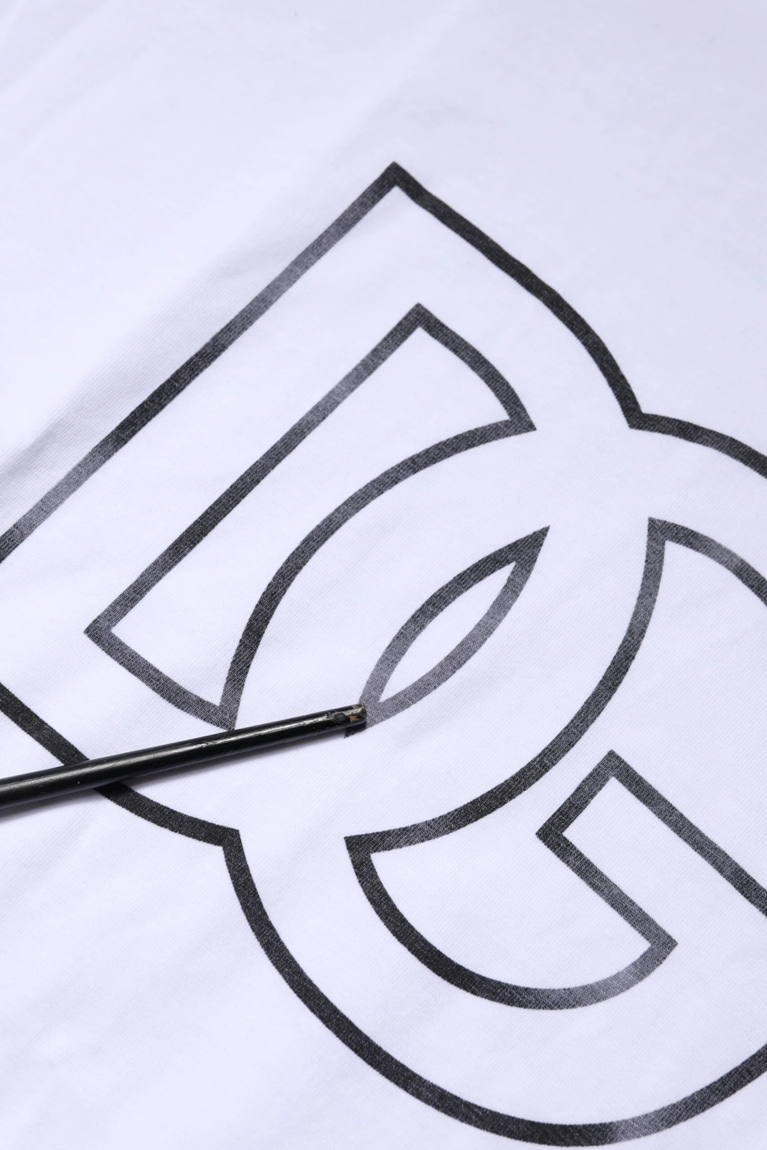 Dolce & Gabbana Yellow Silk Silver DG Logo Geometric Men's T-shirt (Pre-Owned) 6 Dolce & Gabbana Yellow Silk Silver DG Logo Geometric Men's T-shirt (Pre-Owned) - Image 4