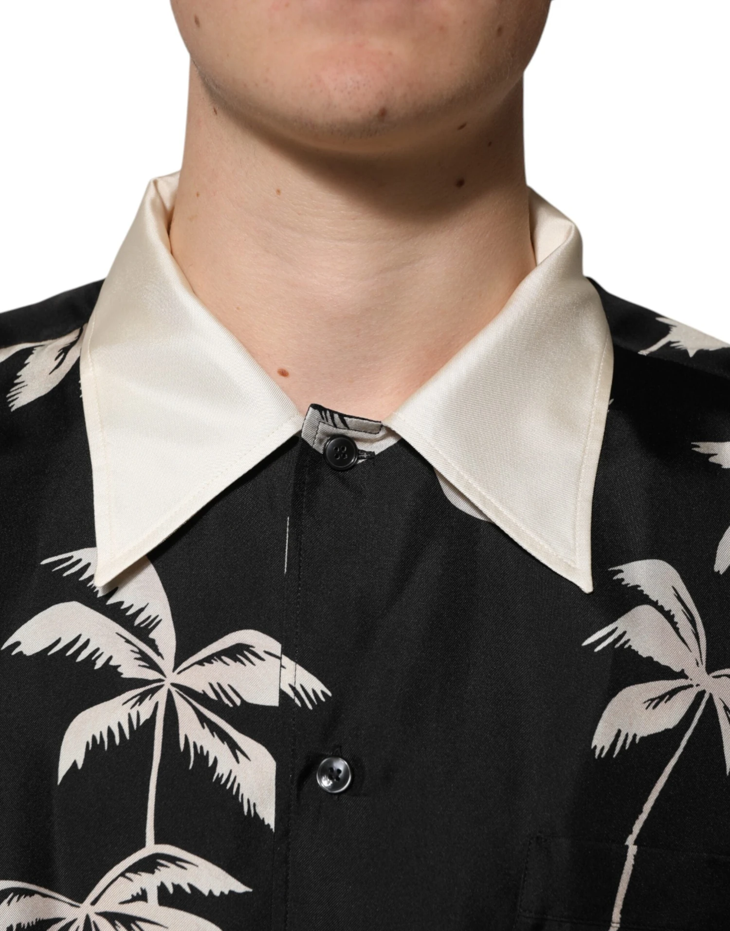 Dolce & Gabbana Black Printed Silk Short Sleeves Casual Men's Shirt (Pre-Owned) 6 Dolce & Gabbana Black Printed Silk Short Sleeves Casual Men's Shirt (Pre-Owned) - Image 4