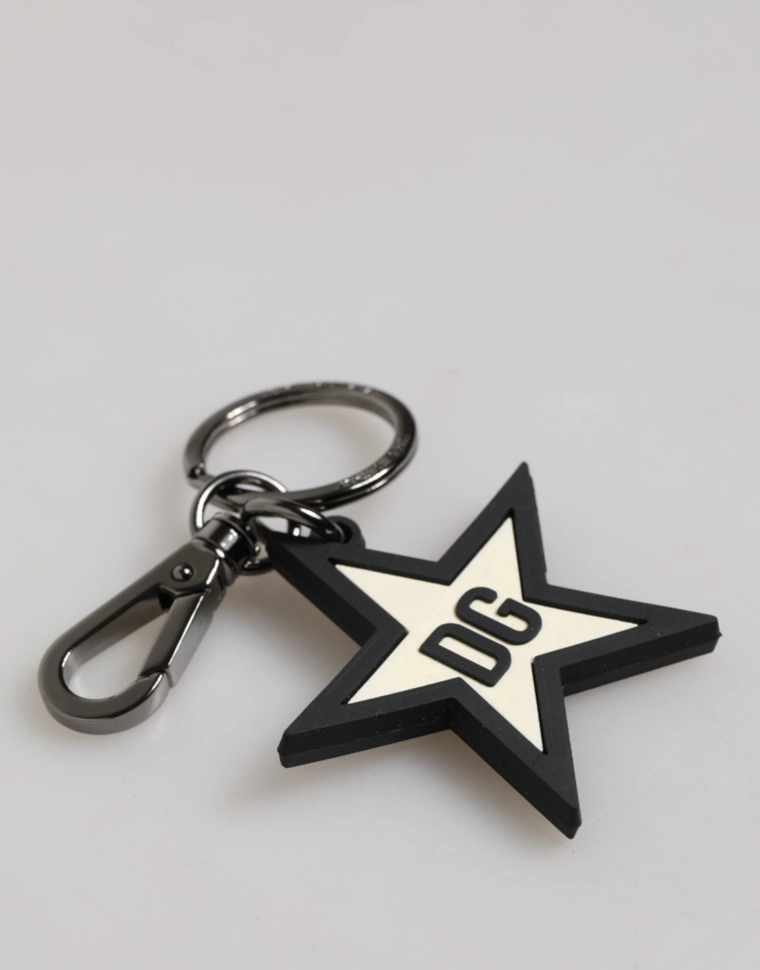 Dolce & Gabbana White Black DG Logo Star Rubber Men's Keychain Men's Keyring 4 Dolce & Gabbana White Black DG Logo Star Rubber Men's Keychain Men's Keyring - Image 2